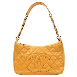 Chanel Bolsa de ombro Big CC em caviar amarelo matelassado Amarelo