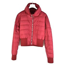 Moncler Jaqueta acolchoada cropped Vermelho