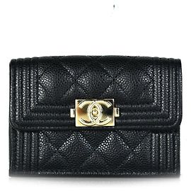 Chanel Mini billetera Boy Caviar Negro