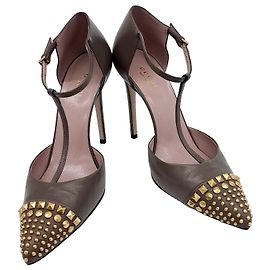Chaussures à sangle cloutée Gucci Marron