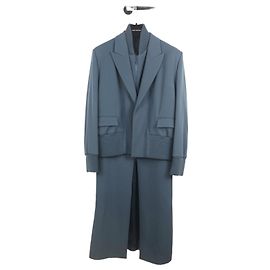 Louis Vuitton Sporty in Coat Blue