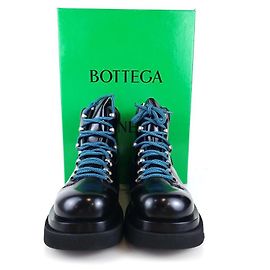 Bottega Veneta Leder-Arbeitsstiefel Grün
