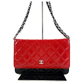 Chanel Bolsa transversal de corrente bicolor em verniz clássico Vermelho