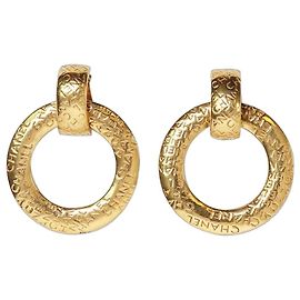Chanel Orecchini a cerchio dorati con clip D'oro
