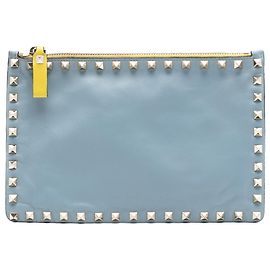 Clutch Rockstud Bicolor de Cuero Azul Valentino Azul Otro Verde
