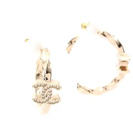 Orecchini a cerchio Chanel Coco Mark in oro con strass D'oro Metallico
