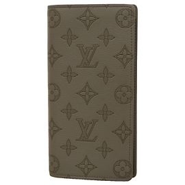 Cartera Larga Brazza Monogram Shadow Louis Vuitton Castaño Gris antracita