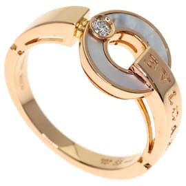 Bulgari Anello Bvlgari in oro con diamanti e madreperla traforata Rosa