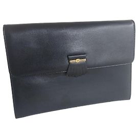 Rare, Vintage, ​Authentic DAKS England Black Smooth Leather Clutch Bag, Timeless Elegance. Black