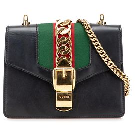 Bolsa transversal mini Sylvie da linha Sherry da Gucci com corrente Preto
