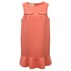 Robe mini sans manches en crêpe à ourlet volanté rose saumon Marni Rose