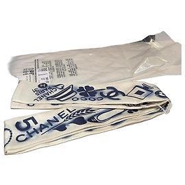 Chanel Twilly Classico Bianco Blu navy