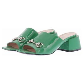 Gucci Mules aus grünem Leder Grün