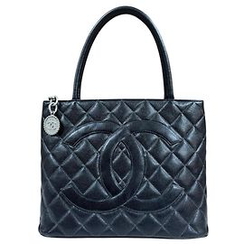 Chanel Reissue Tote Matelassé Bag Black