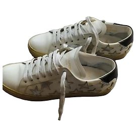Tênis Yves Saint Laurent Court Classic Couro Branco Estrelas Prateadas Prata Branco