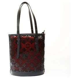 Bolso de Hombro Bucket PM de Encaje Monogram de Louis Vuitton Negro