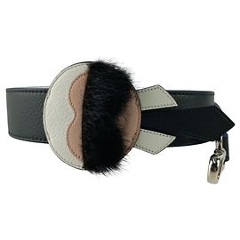 Fendi Strap You Karlito 8AV077 5R7 Pelle Nera Pelliccia Nero