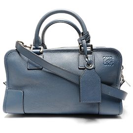 Bolsa de Ombro Loewe Amazona Anagram em Couro Azul