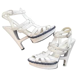 Sandales Yves Saint Laurent Blanc