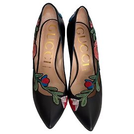 Chaussures à talons Gucci en cuir noir brodé Noir Multicolore