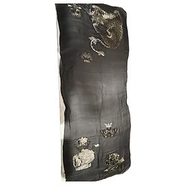 Lenço de seda Alexander McQueen com estampa de leopardo e caveira Preto Multicor