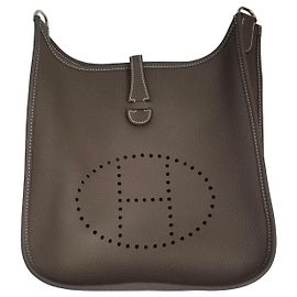 Bolsa Hermès Evelyne III PM Taupe