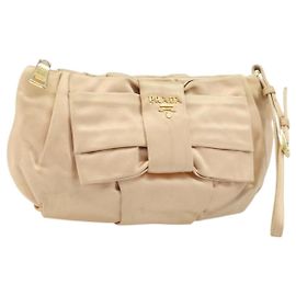 Pochette en satin beige doré PRADA Auth BSZ565 Beige Doré