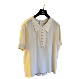 Camisa excepcional da Chanel Cru Creme Fora de branco
