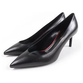 Yves Saint Laurent Saint Laurent Paris Leather Pumps Black