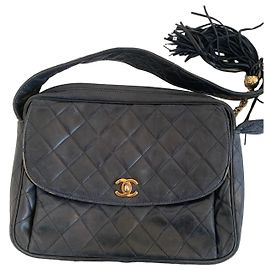 Bolsa de ombro Chanel Camera preta de couro Preto
