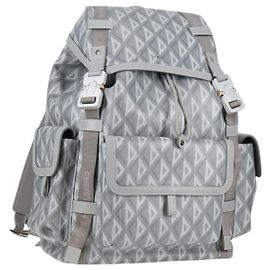 Christian Dior Mochila CD Diamond de PVC gris Auth 118893SM Castaño