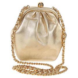 Bolsa de Ombro de Couro CHANEL com Corrente Dourada CC Auth 139977SAV Dourado