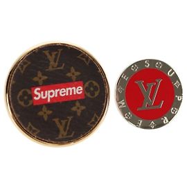 LOUIS VUITTON Monogramm LVxSupreme Brosche Pin 2 Set Rot LV Auth 128511SAM Rot