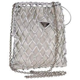 Bolsa de Ombro com Corrente PRADA Satin Prata Auth 108034SAV Prata