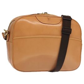 LOUIS VUITTON Bolsa de Ombro Nomad Reporter GM SPO Bege LV Auth 96049SAV Bege