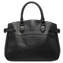 Louis Vuitton Passy PM en Épi Noir Noir