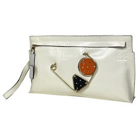 Loewe Anagram Clutch Tasche Roh