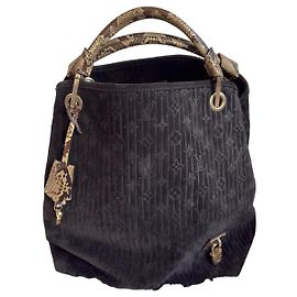 Louis Vuitton Chuchoter Noir