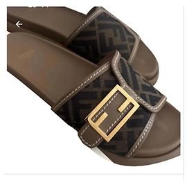 Fendi Leather Sandals Light Brown Light brown