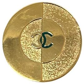 Broche Chanel CC Outro