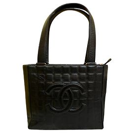 2002 Chanel Black Quilted Leather Handbag Other