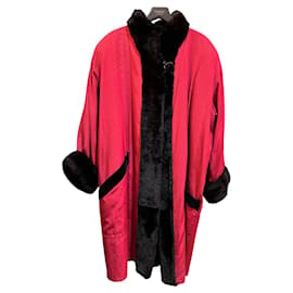 Manteau en fourrure rouge Yves Saint Laurent Autre