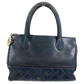 Borsa tote logo V-stitch vintage Chanel Nero