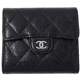 Portafoglio bi-fold classico matelassé per donne Chanel Nero