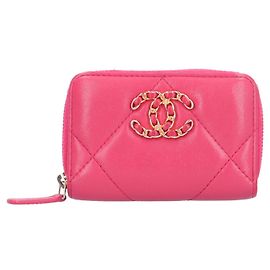 Chanel 19 Geldbörse aus Lammleder Pink