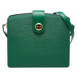 Bolsa transversal Louis Vuitton Epi Capucines na cor Verde Borneo Outro