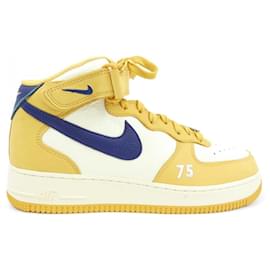 Autre Marque Baskets Nike Jaune
