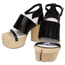 Maison Martin Margiela Maison Margiela Tabi Leather Wood Sandals Black Other