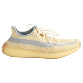 adidas gazelle silver green womens adidas Mens Yeezy QNTM Sea Teal Shoes 4.5