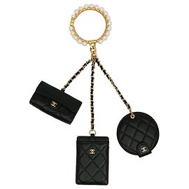 Chanel 2021 Pulseira de Pérolas Coroa Cc Multi Bolsos Clutch Bag Usado Outro